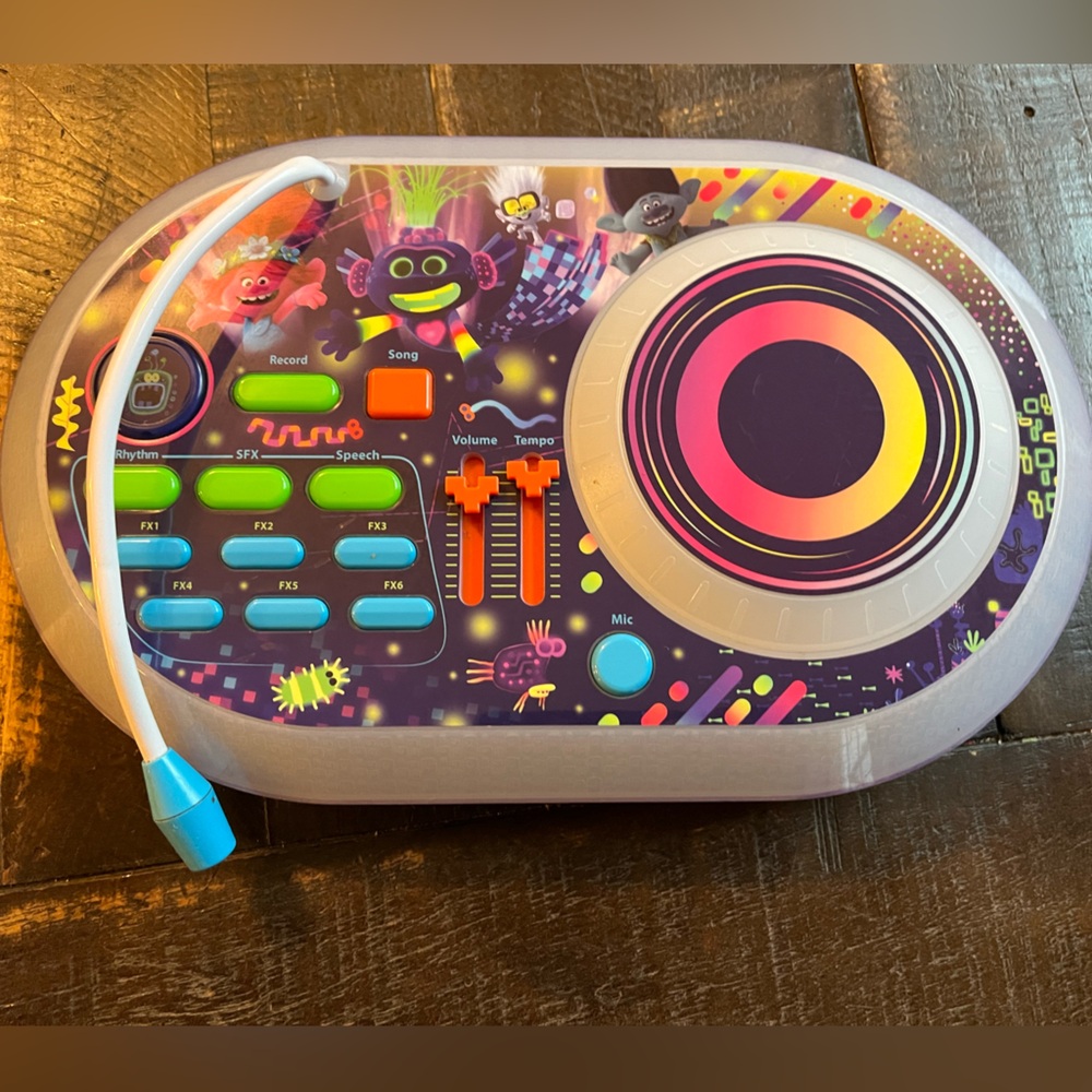 DreamWorks Trolls World Tour DJ Trollex Party Mixer Turntable Toy for Kids Music - Picture 4 of 8